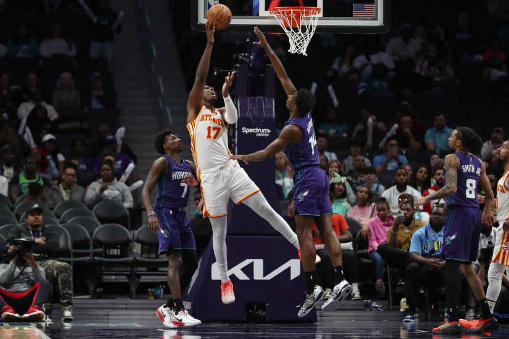 派出多名轮 派出多名轮